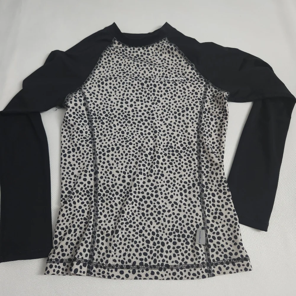 O'Rageous Juniors' Safari Printed Long Sleeve Rash Guard medium